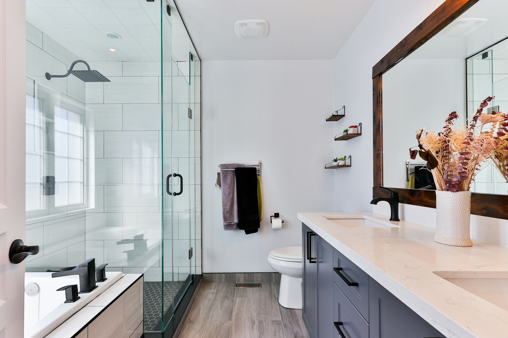 5 misvattingen waardoor je al snel denkt dat je badkamer toe is aan een renovatie